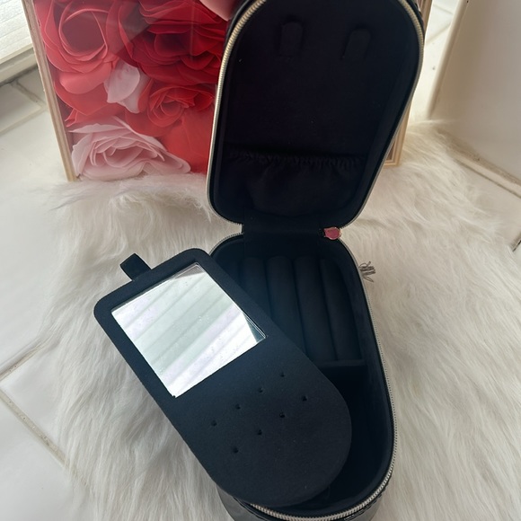 Travel Jewelry Box with multiple compartments grey or black, NWOT - Picture 7 of 10